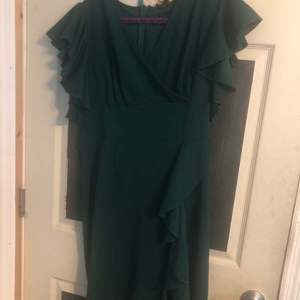 Green dress, NWT